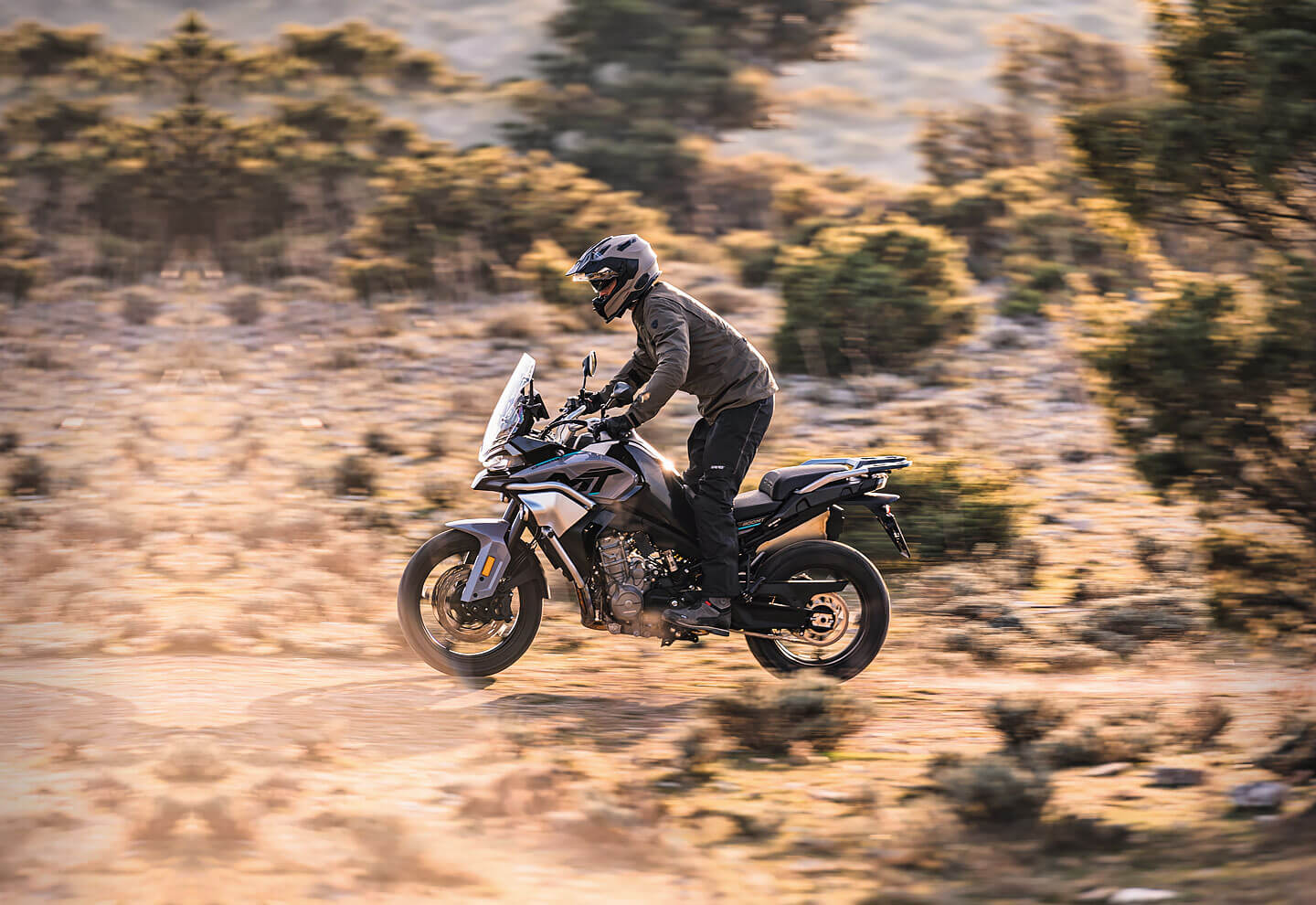 cfmoto 800 mt sport