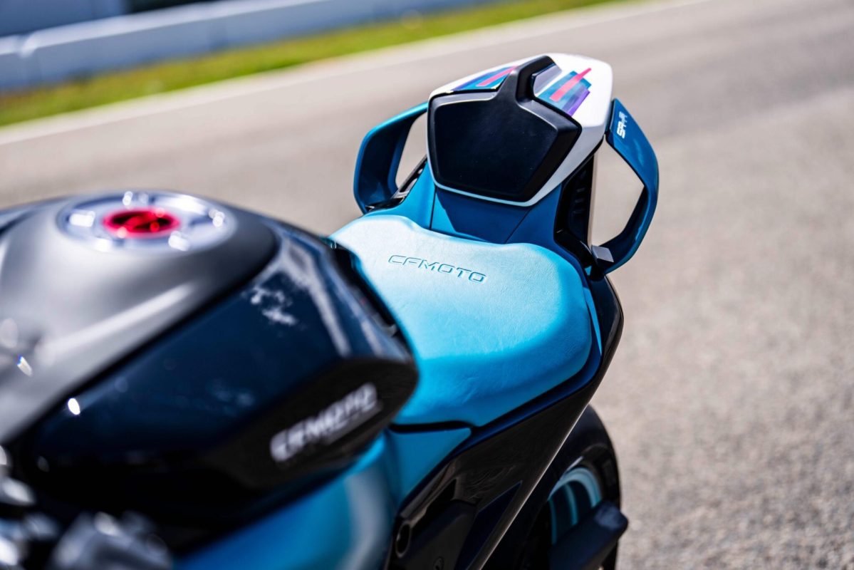 cfmoto 675sr