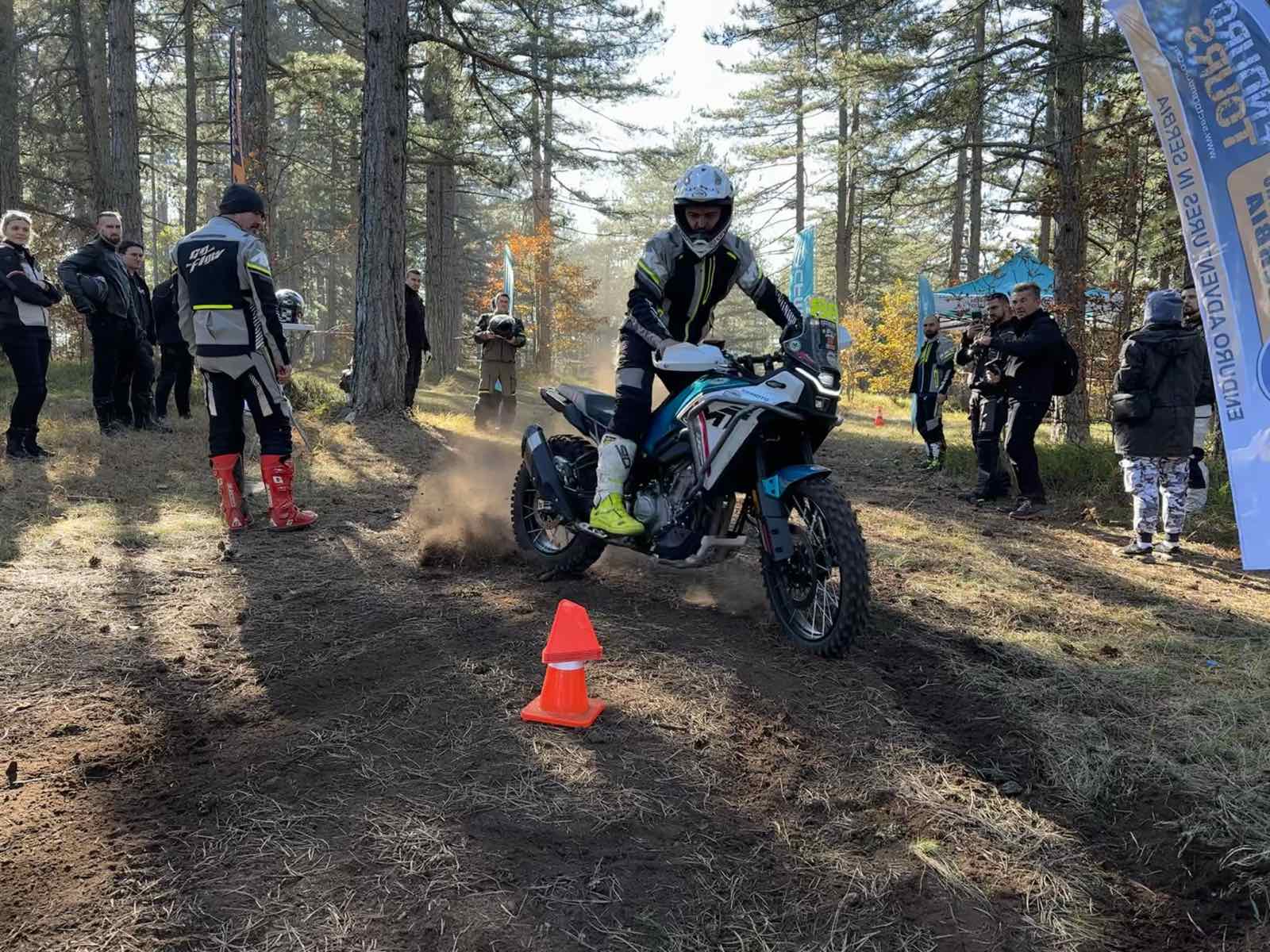 mt sector kamp tara