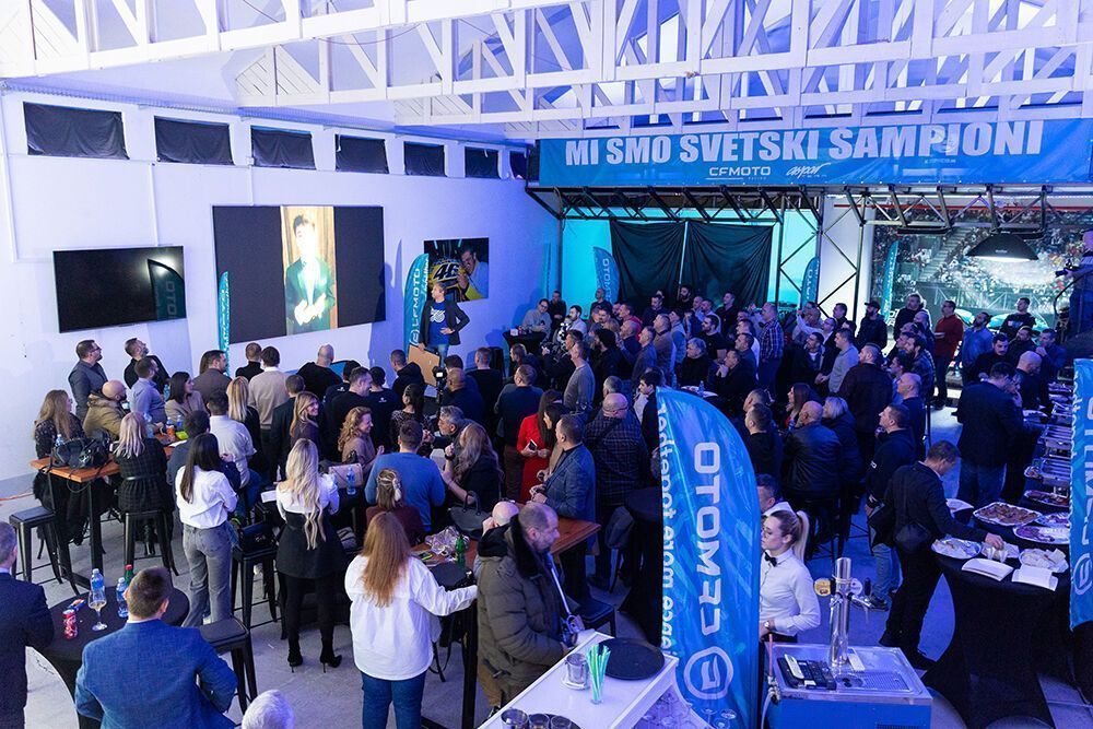 cfmoto david alonso champion night