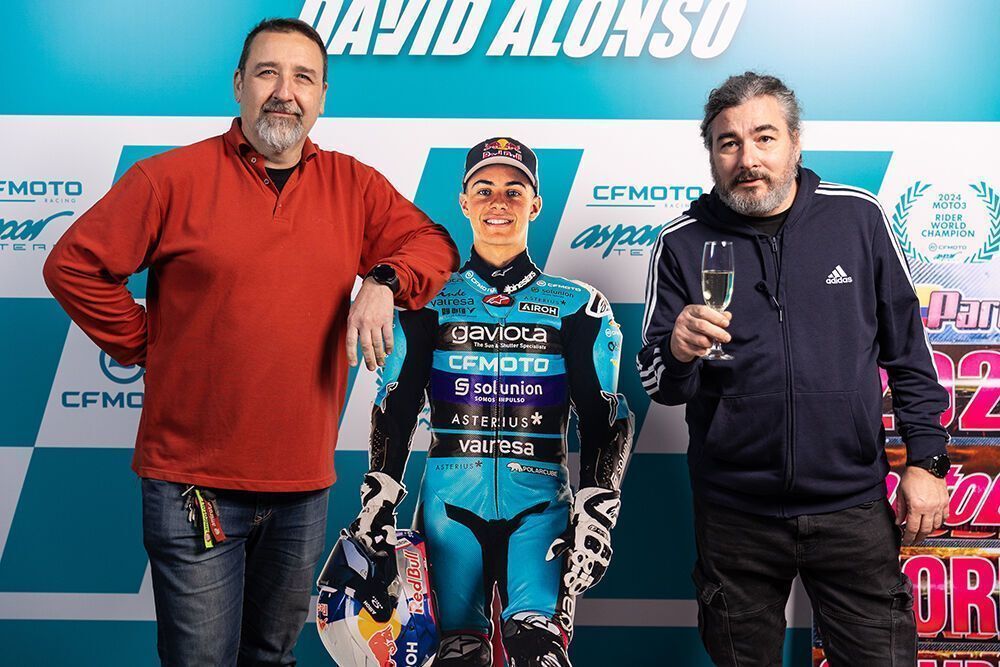 cfmoto david alonso champion night