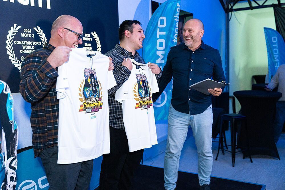 cfmoto david alonso champion night